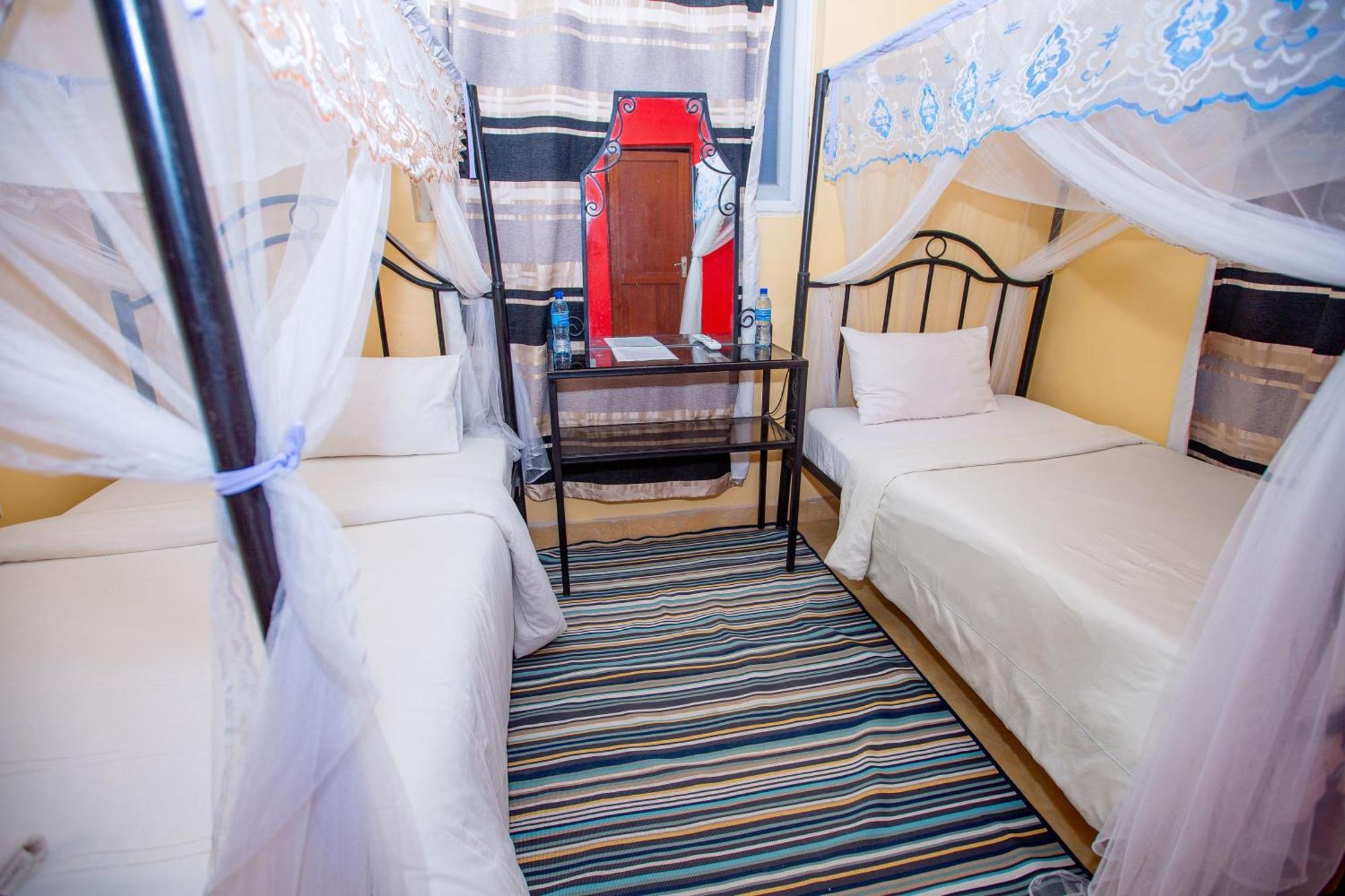 Kays Lodge Dar es Salaam Zewnętrze zdjęcie