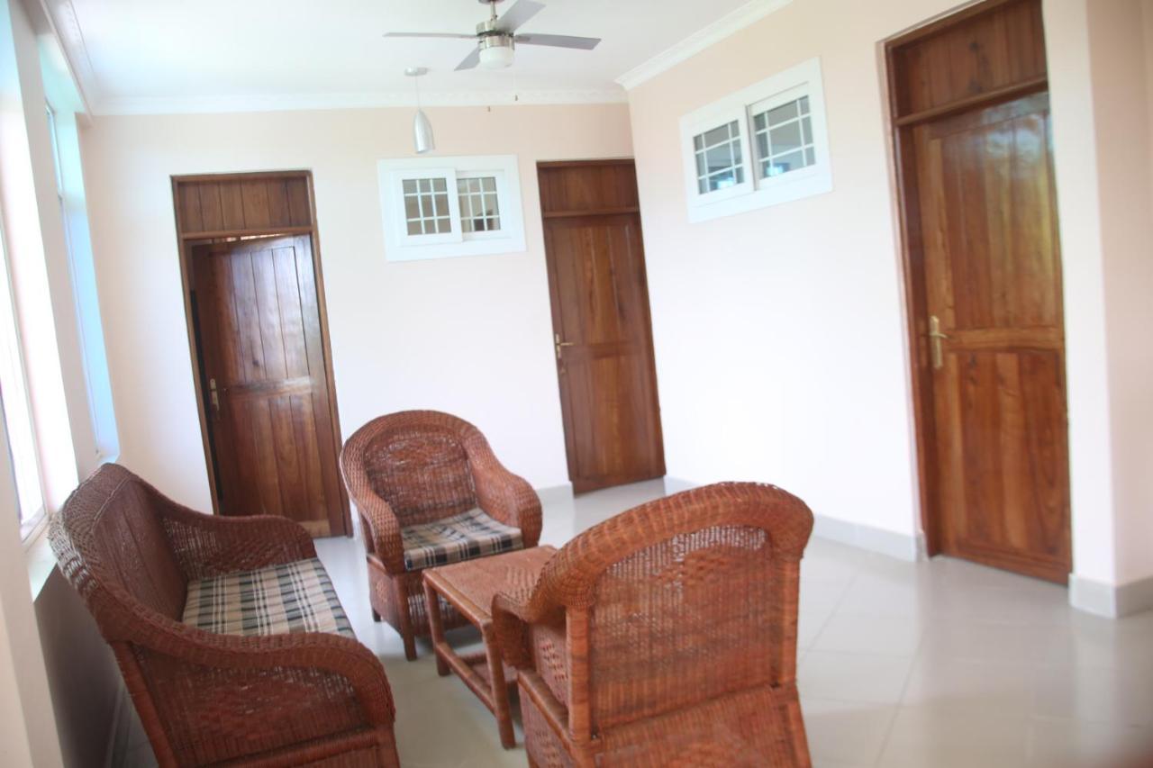Kays Lodge Dar es Salaam Zewnętrze zdjęcie