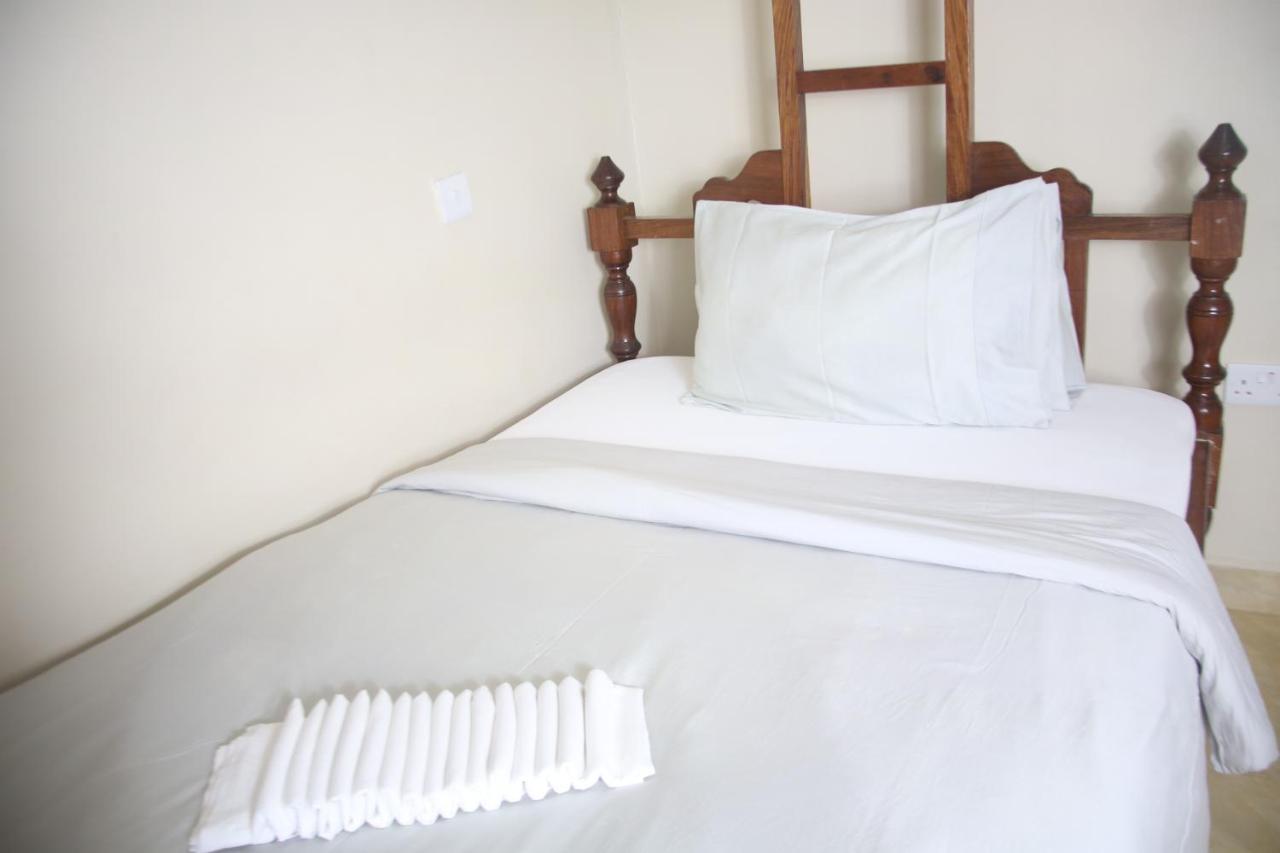 Kays Lodge Dar es Salaam Zewnętrze zdjęcie